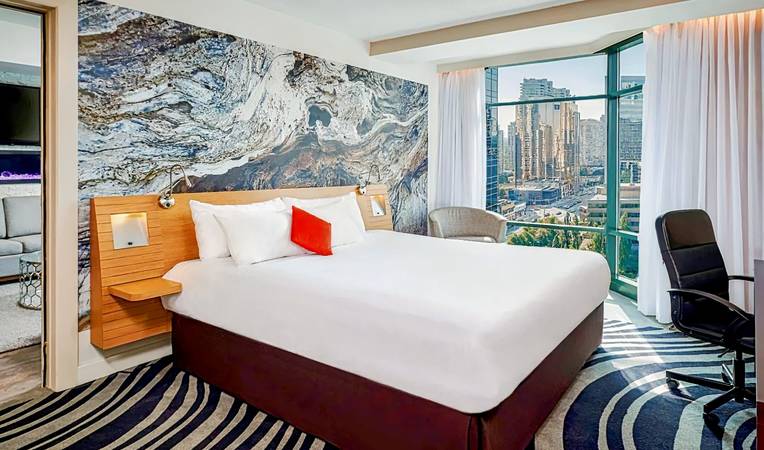 Novotel Toronto North York