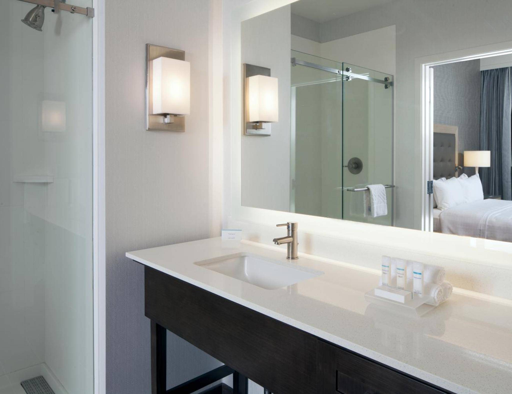 Homewood Suites by Hilton Los Angeles International Airport