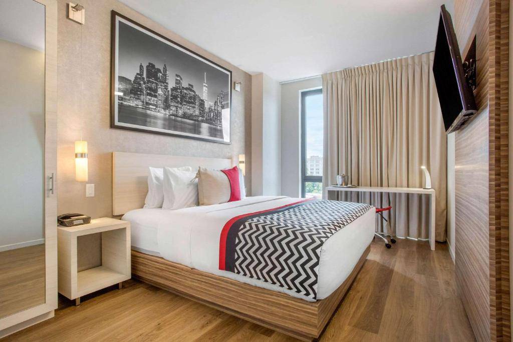 Insignia Hotel Brooklyn