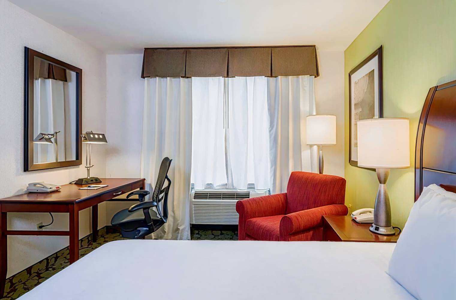 Hilton Garden Inn Queens / JFK Airport, NY 45 en journée