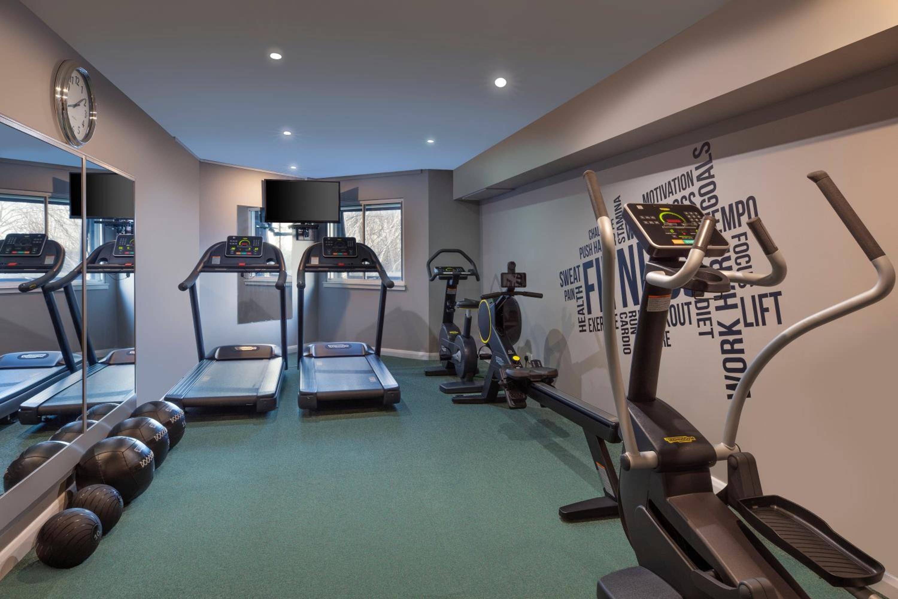 Leonardo Hotel London Heathrow Airport