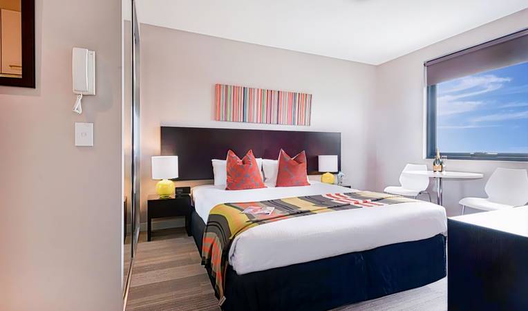 Quest Serviced Apartments Mascot
