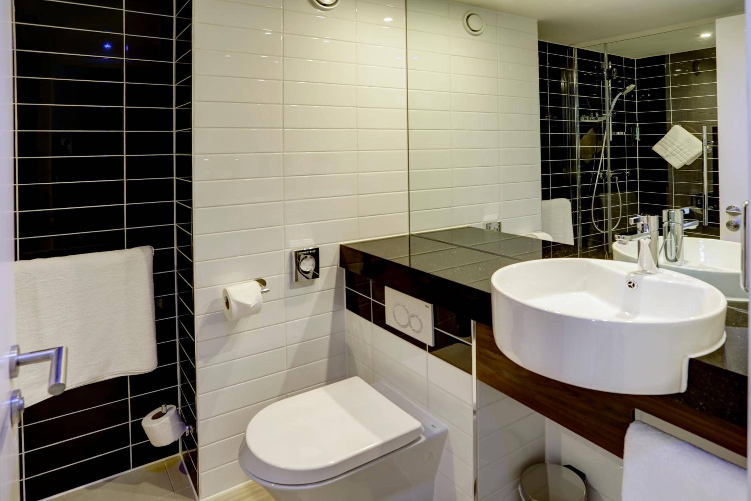Holiday Inn Express London - ExCel, an IHG Hotel