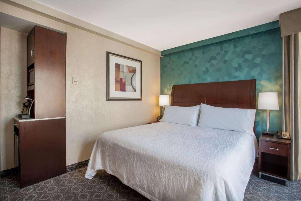 Hilton Garden Inn West 35th Street