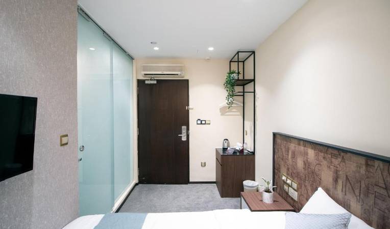 Harbour Ville Hotel - Hamilton (SG Clean)