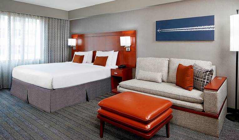 Courtyard by Marriott Los Angeles LAX/Century Boulevard