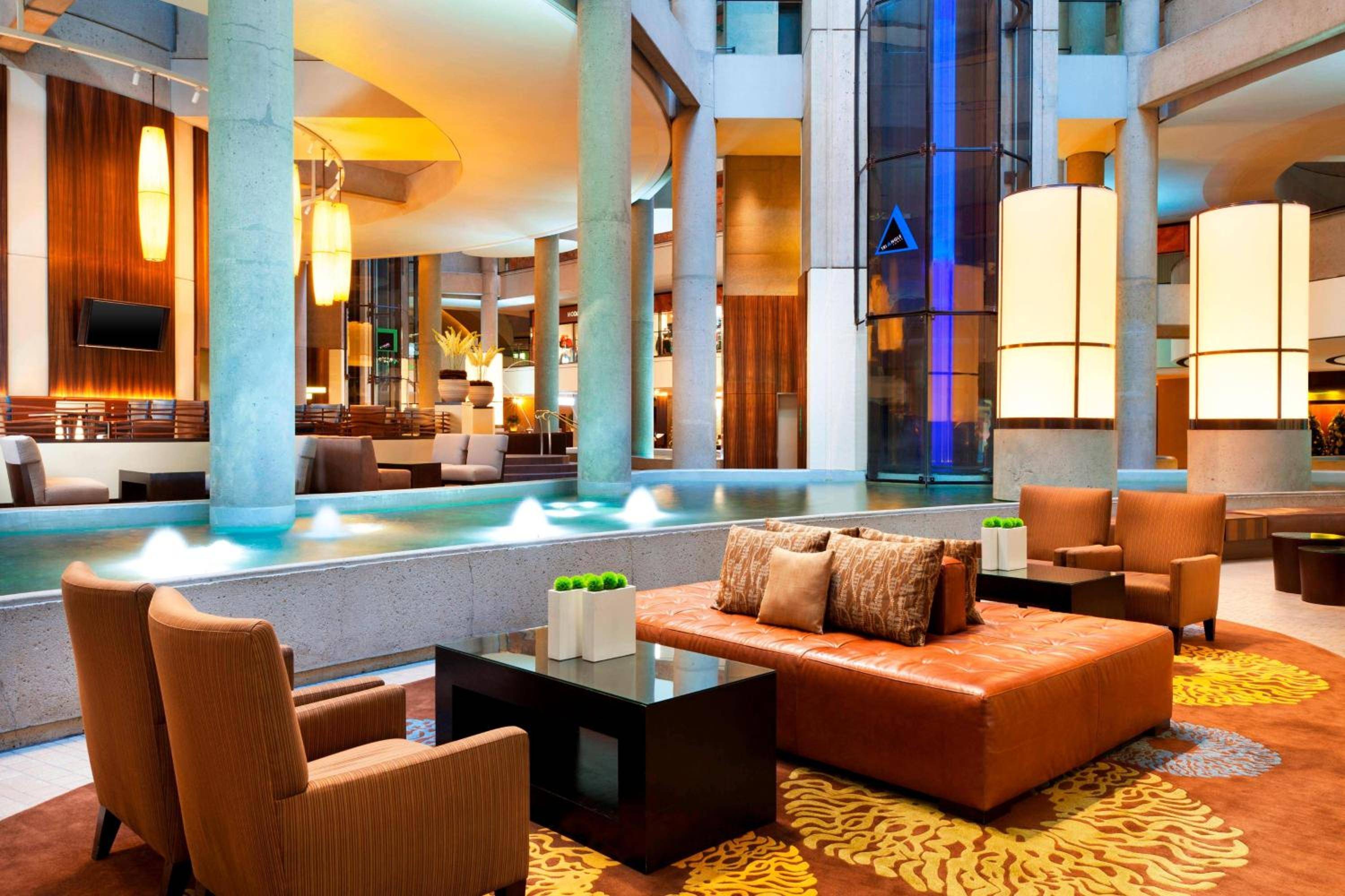 The Westin Bonaventure Hotel & Suites, Los Angeles