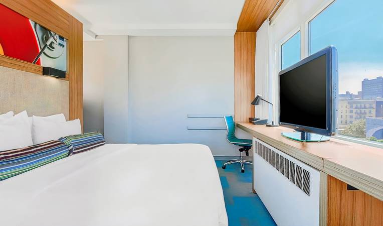 Aloft Harlem