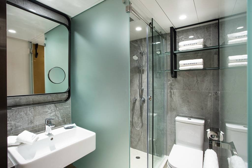 Wharney Hotel