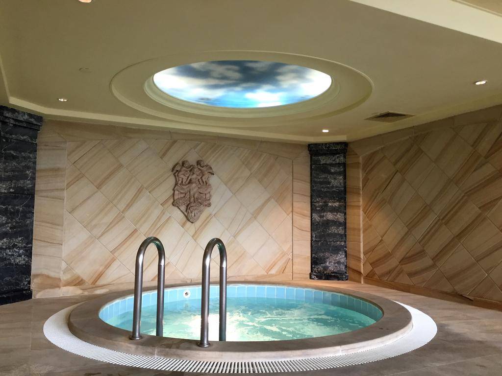 New Orient Landmark Hotel