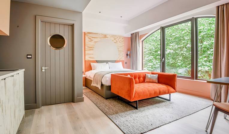 Room2 Southampton