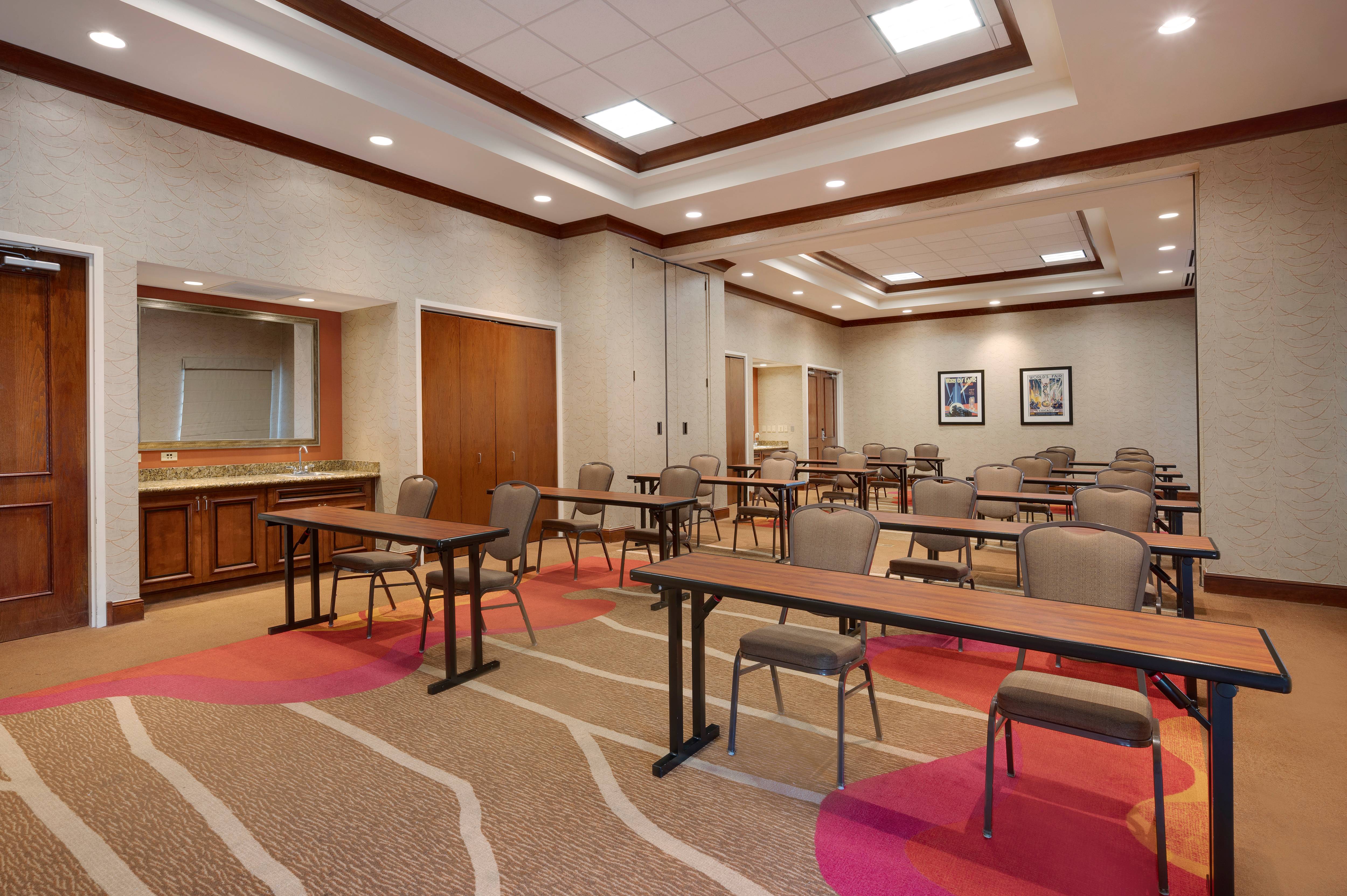 Hilton Garden Inn Chicago/Midway Airport