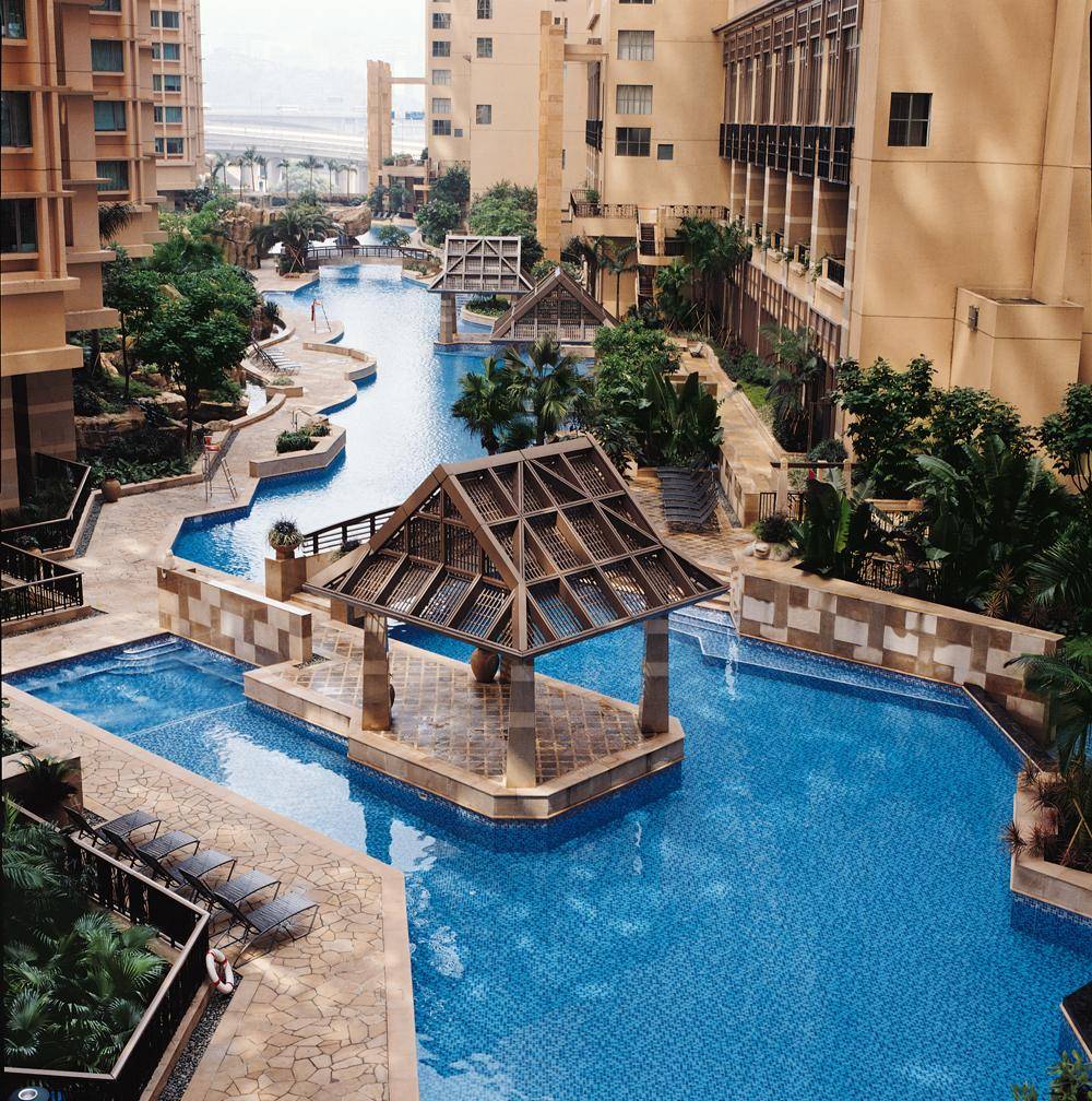 Rambler Oasis Hotel