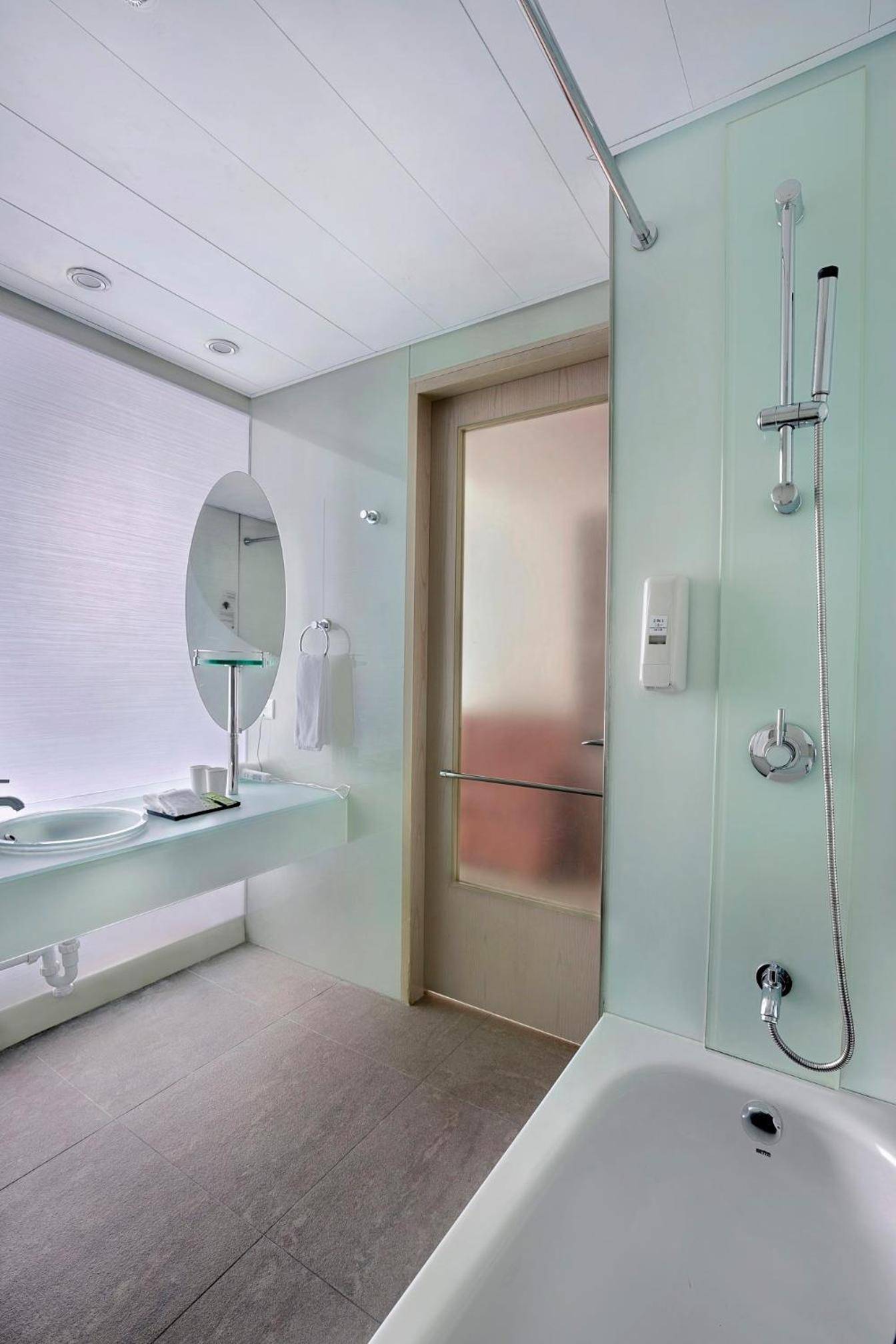 Rambler Oasis Hotel