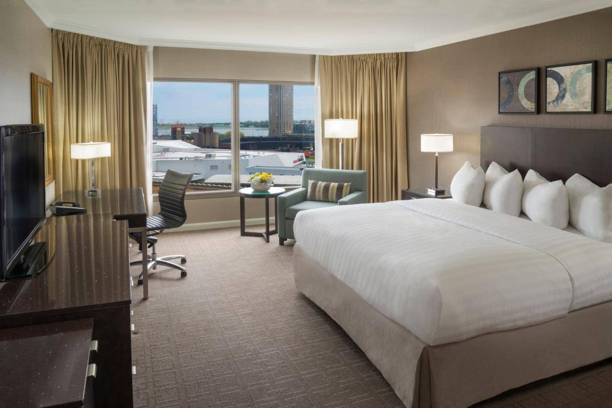 InterContinental Toronto Centre, an IHG Hotel
