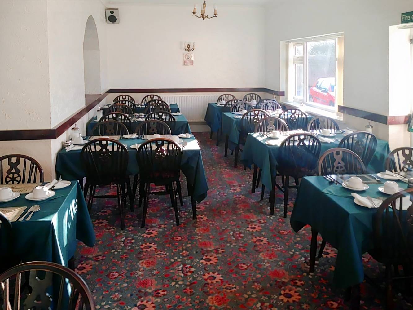 Elmhurst Hotel