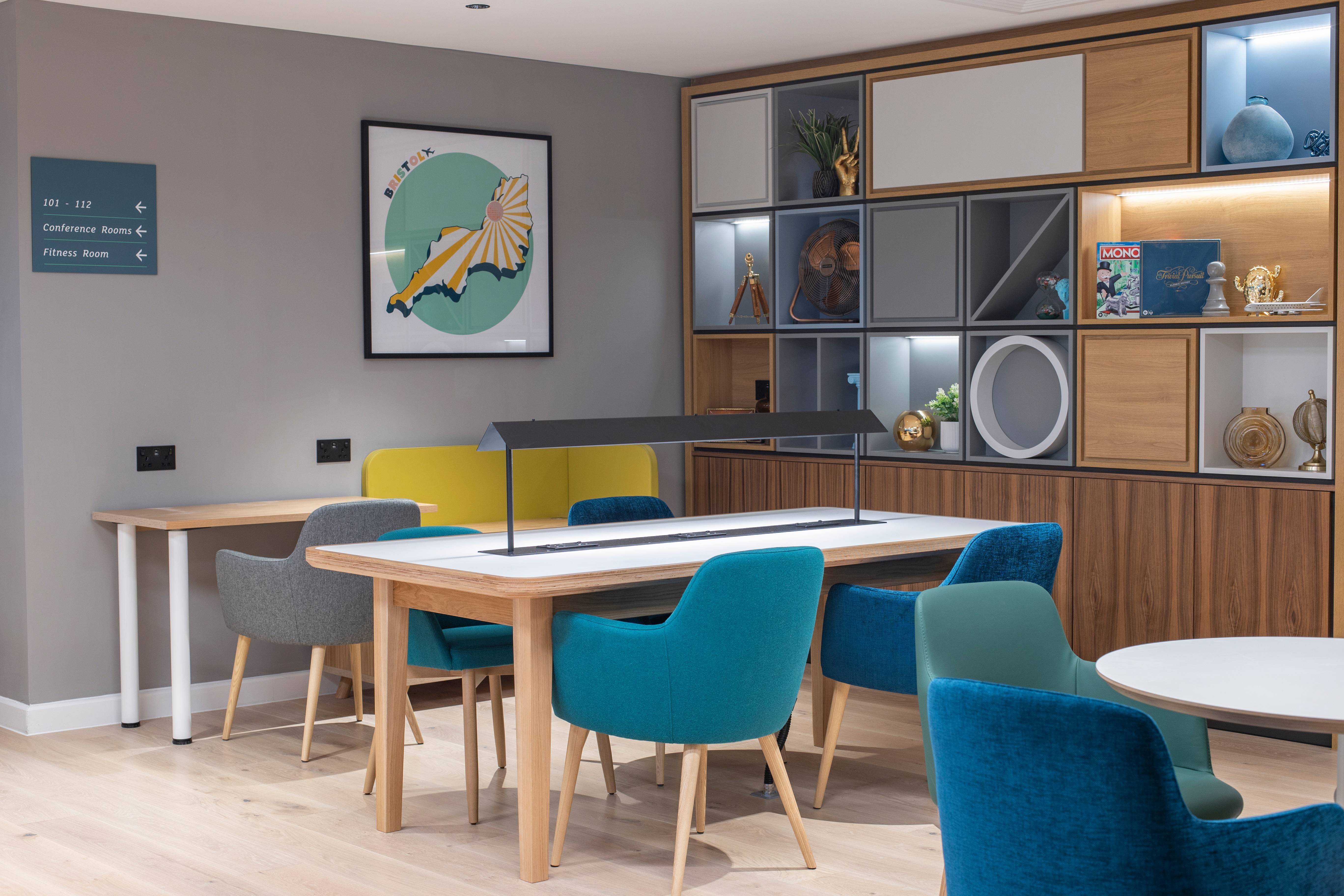 Holiday Inn Bristol Airport