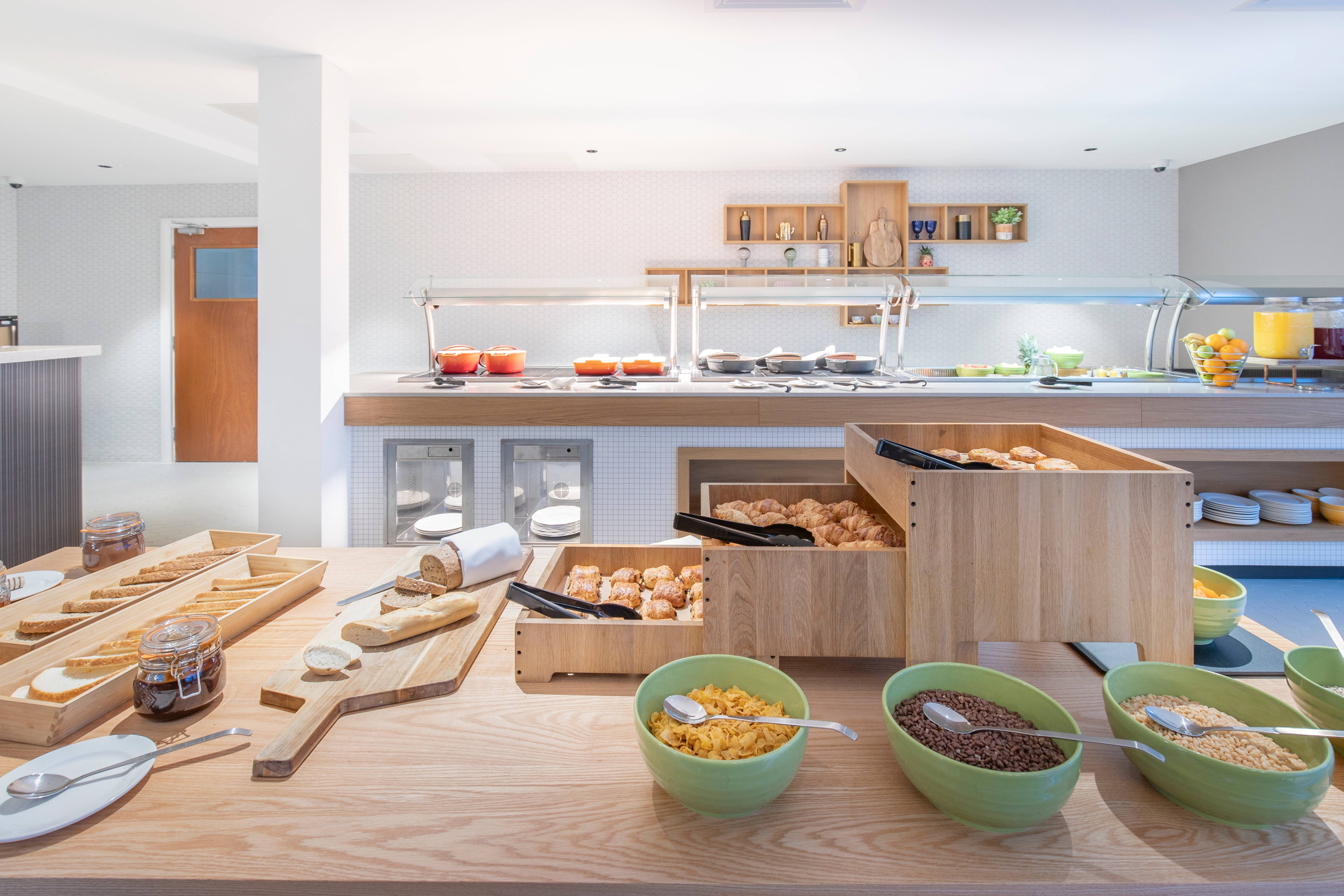 Holiday Inn Bristol Airport