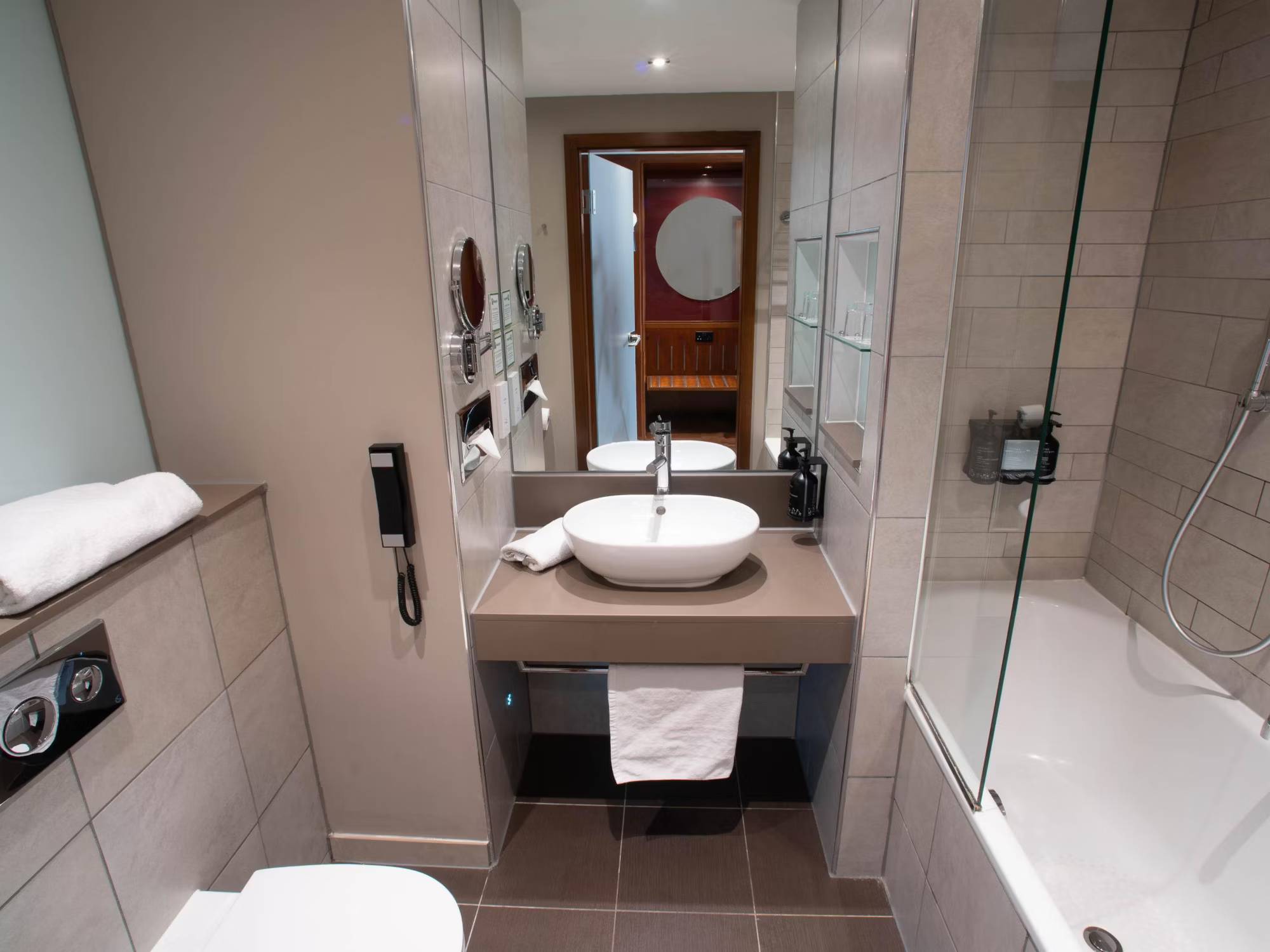 Holiday Inn Bristol City Centre by IHG