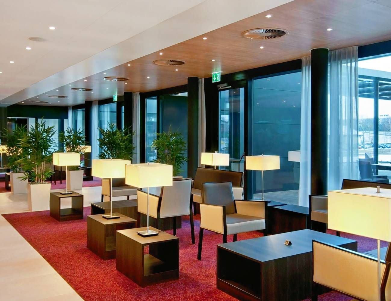 Holiday Inn Express Zürich Airport Rümlang Parken de.dayuse.ch