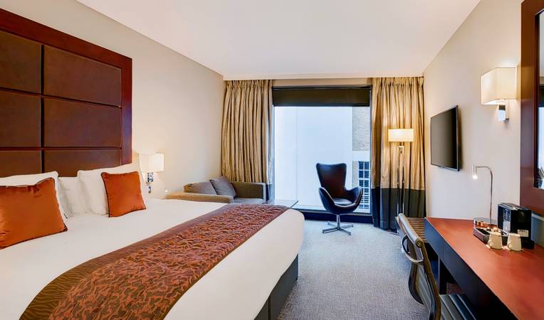 Leonardo Royal Hotel London St Pauls