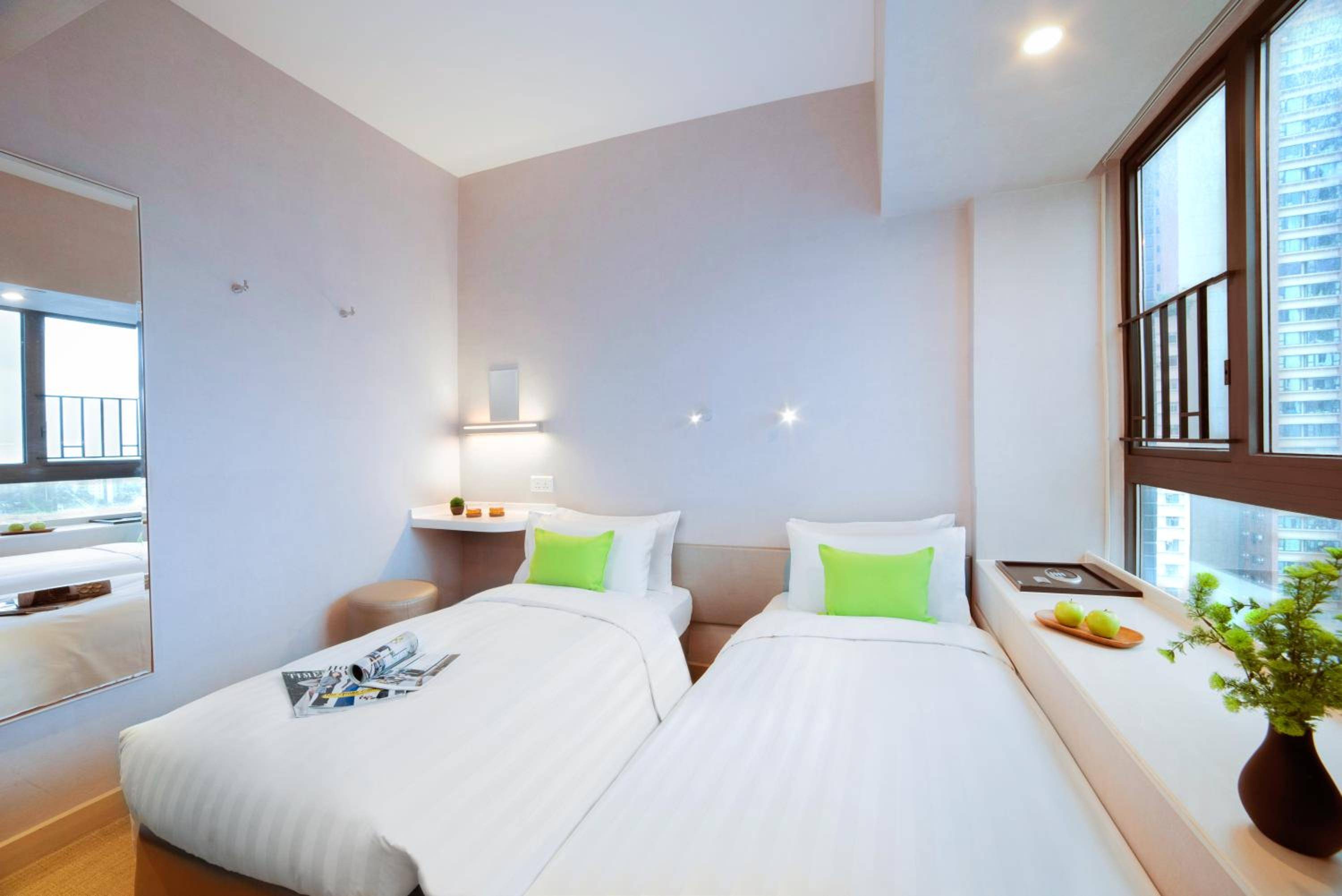 Hotel Ease Mong Kok