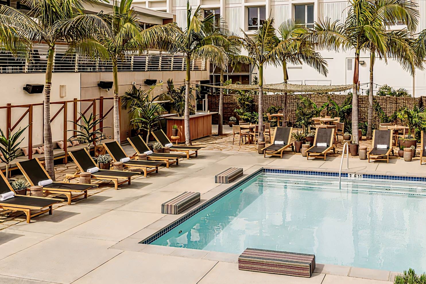 Hotel June Los Angeles, Playa del Rey : -50% during the day ...