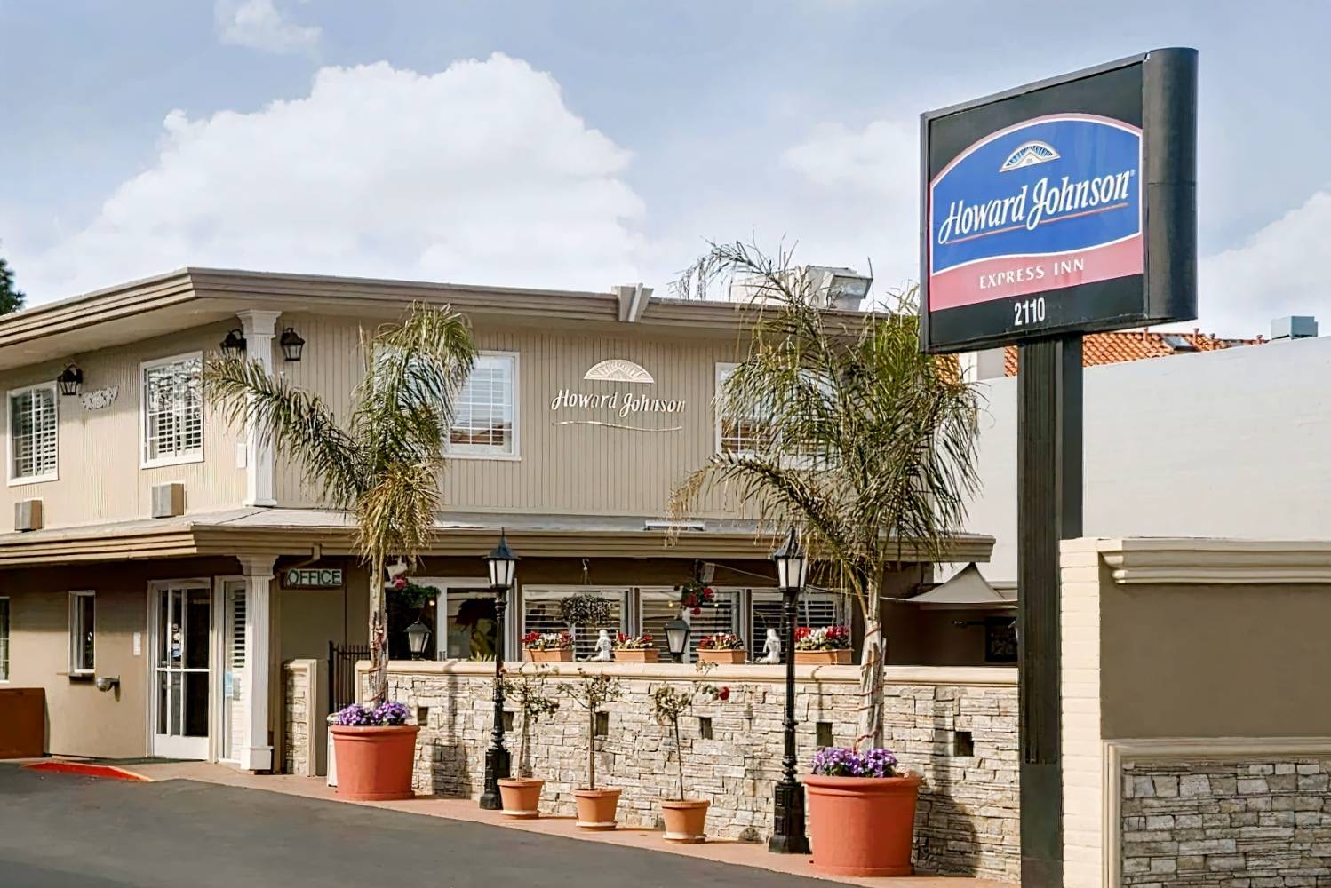 The Catrina Hotel