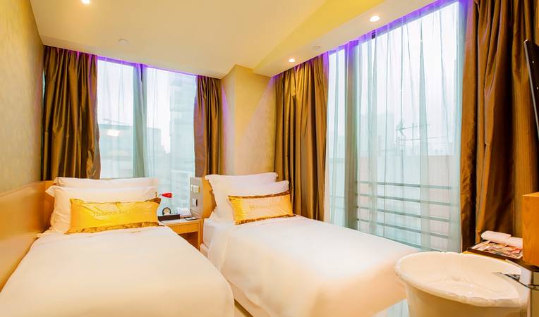 Harbour Bay Hotel