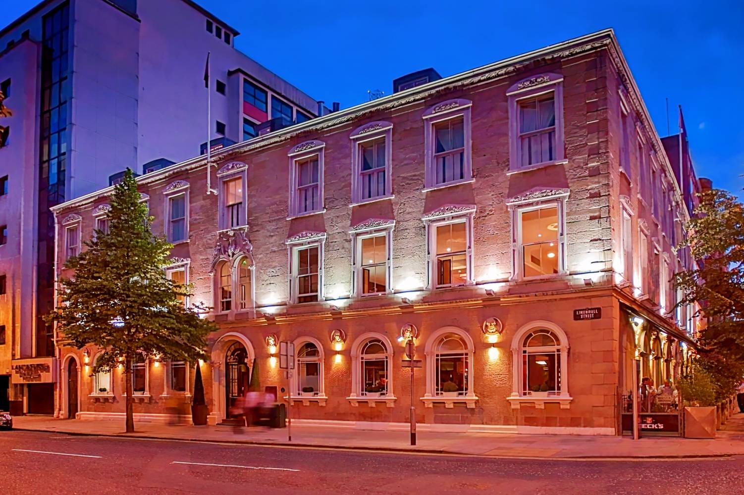 Ten Square Hotel