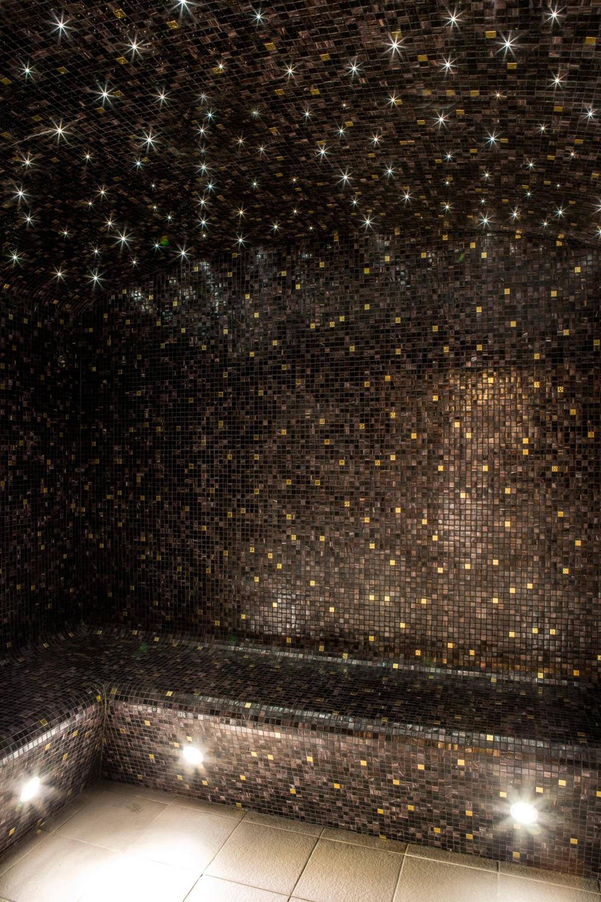 Le Tsuba Hotel