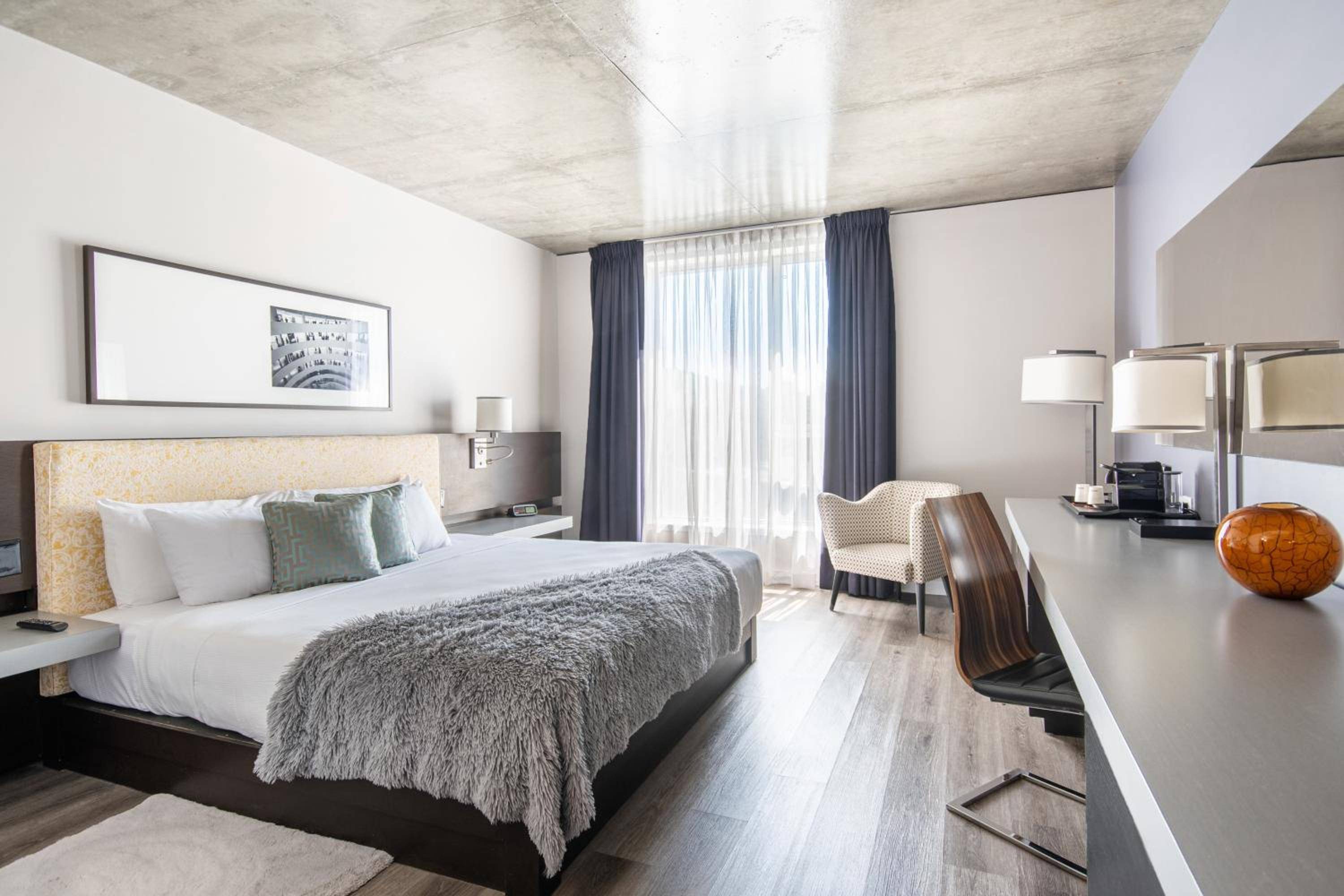 HOTEL10