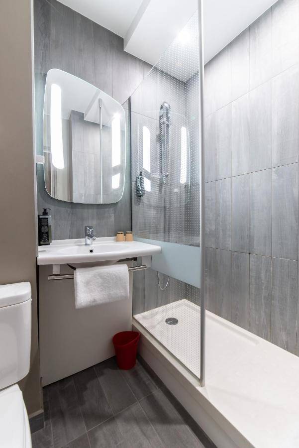 ibis Lyon North
