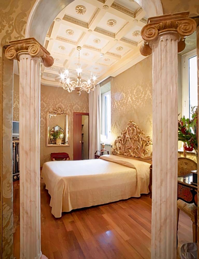 Hotel Des Epoques