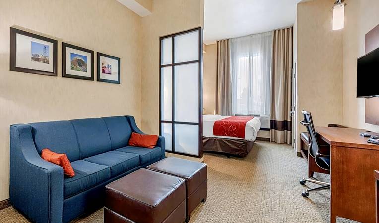 Comfort Suites Near City of Industry - Los Angeles