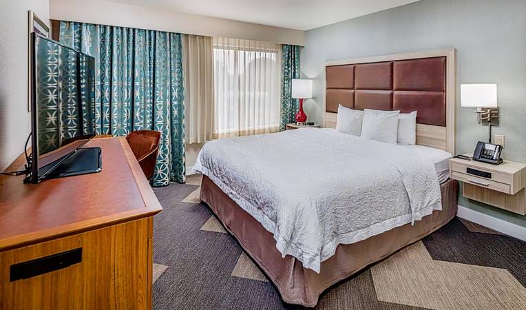 Hampton Inn San Francisco Airport