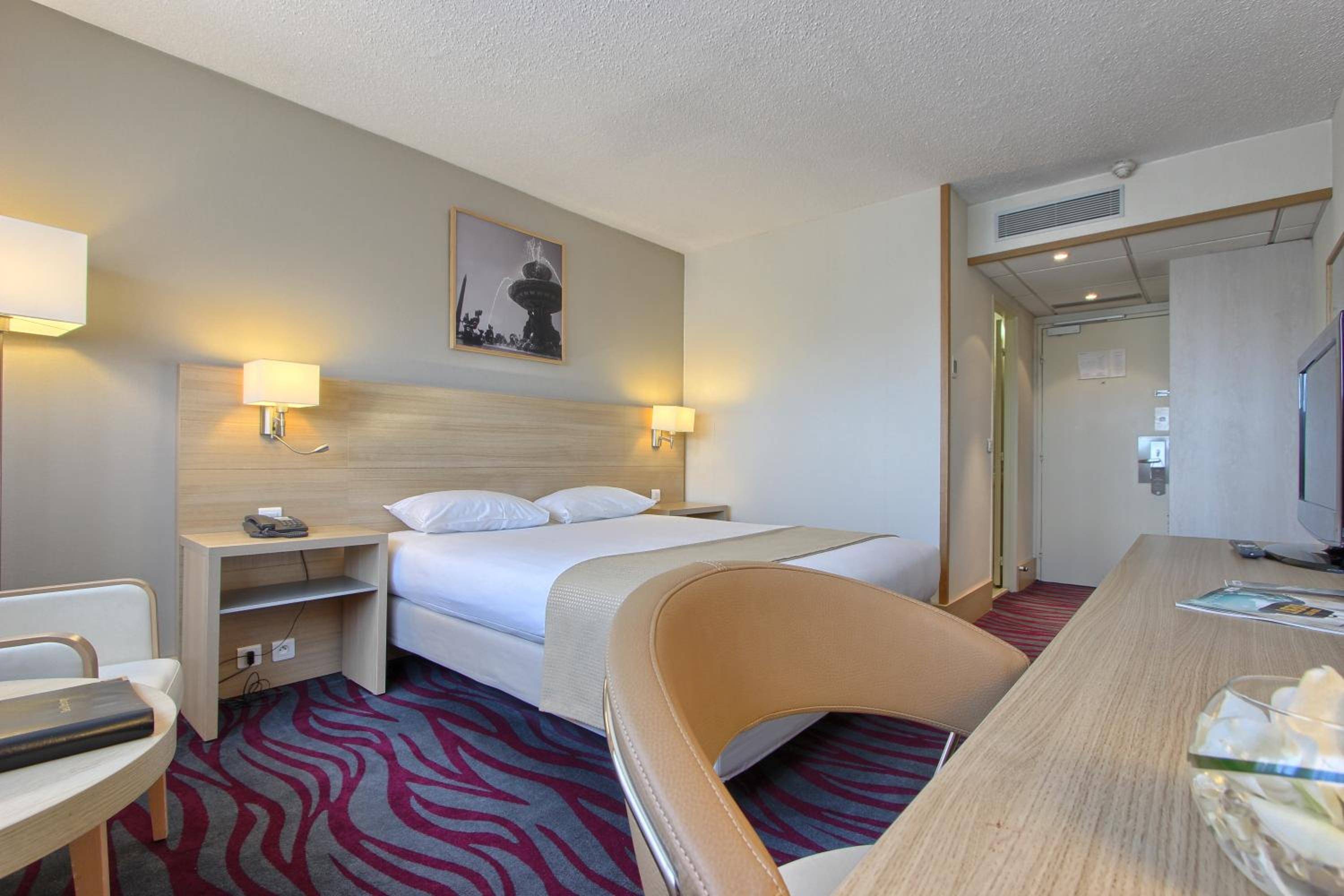 Hotel inn Paris CDG Airport