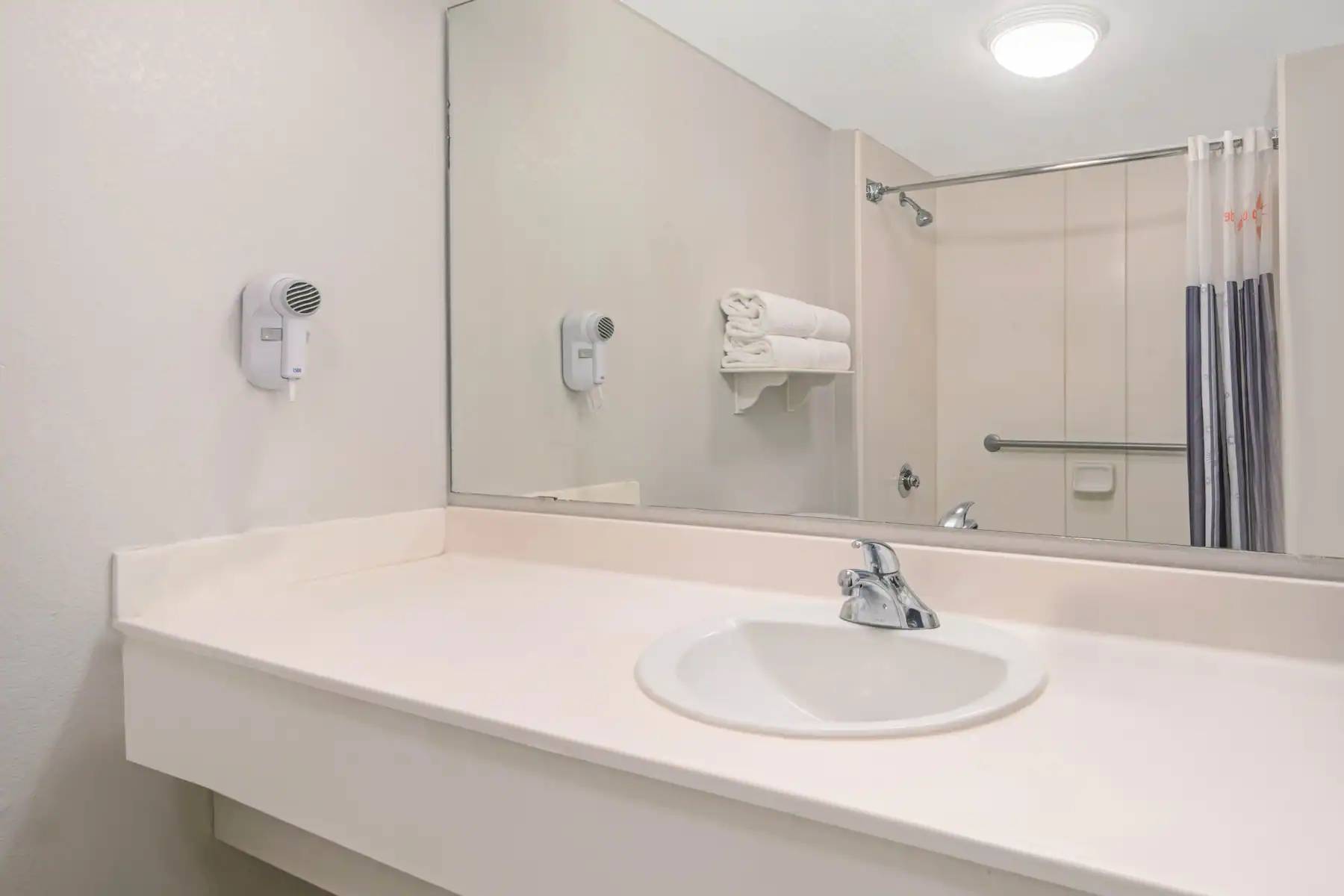 La Quinta by Wyndham San Antonio Airport