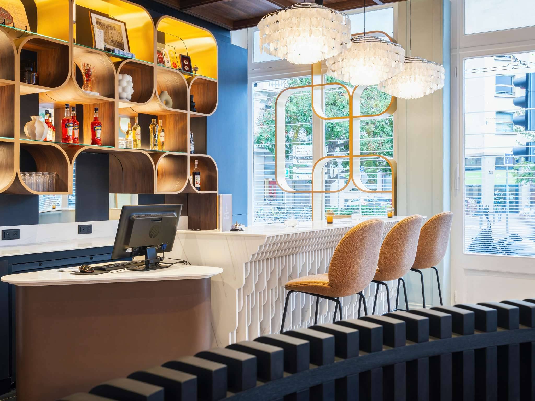 Grand Hôtel des Brotteaux Lyon  Handwritten Collection