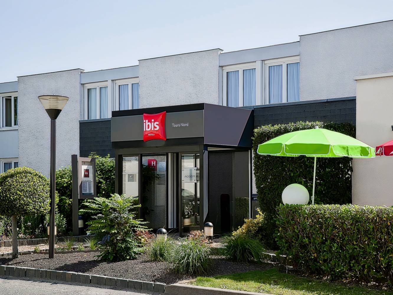 ibis Tours North