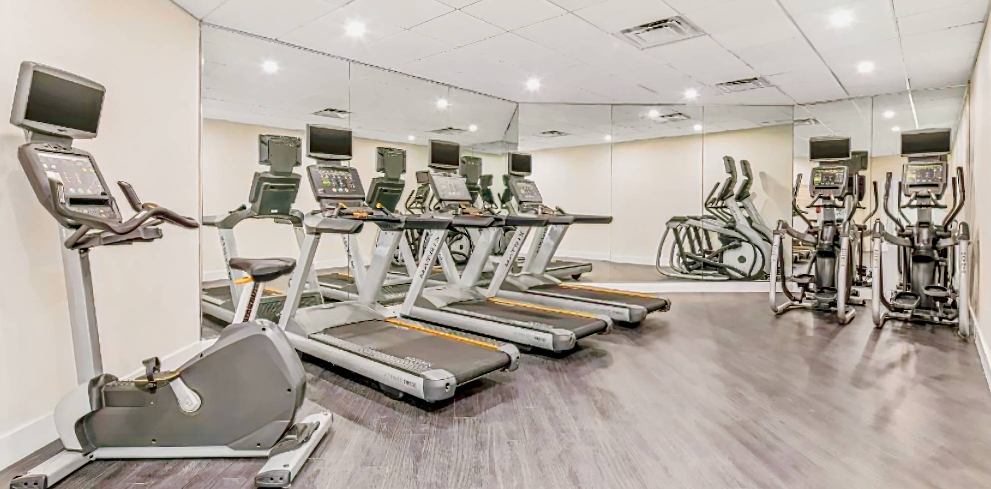 Crowne Plaza Orlando - Lake Buena Vista, an IHG Hotel
