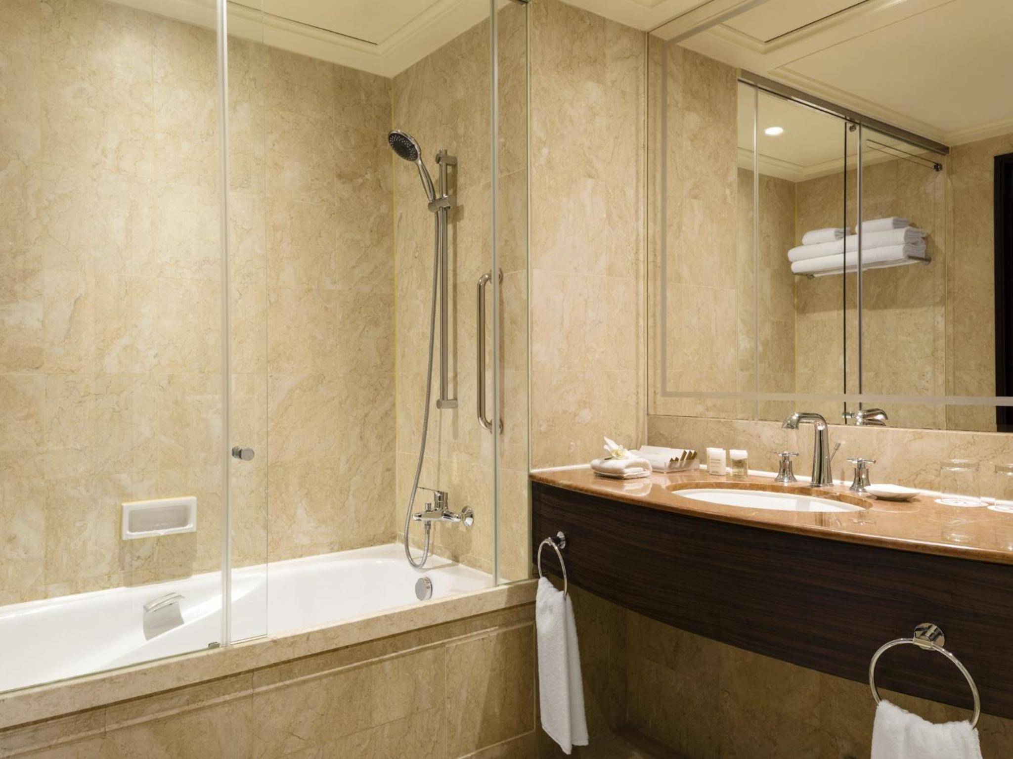 Hong Kong Gold Coast Hotel