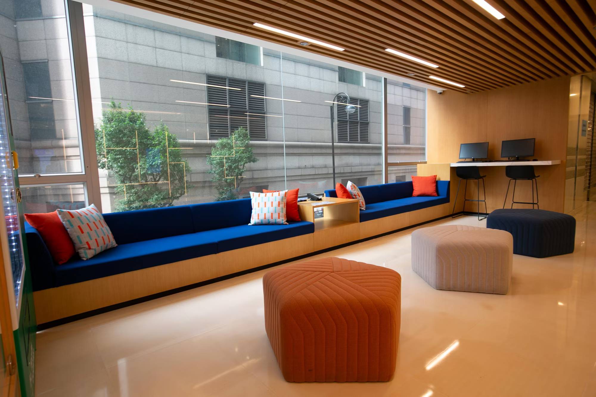 Holiday Inn Express Causeway Bay Hong Kong, an IHG Hotel