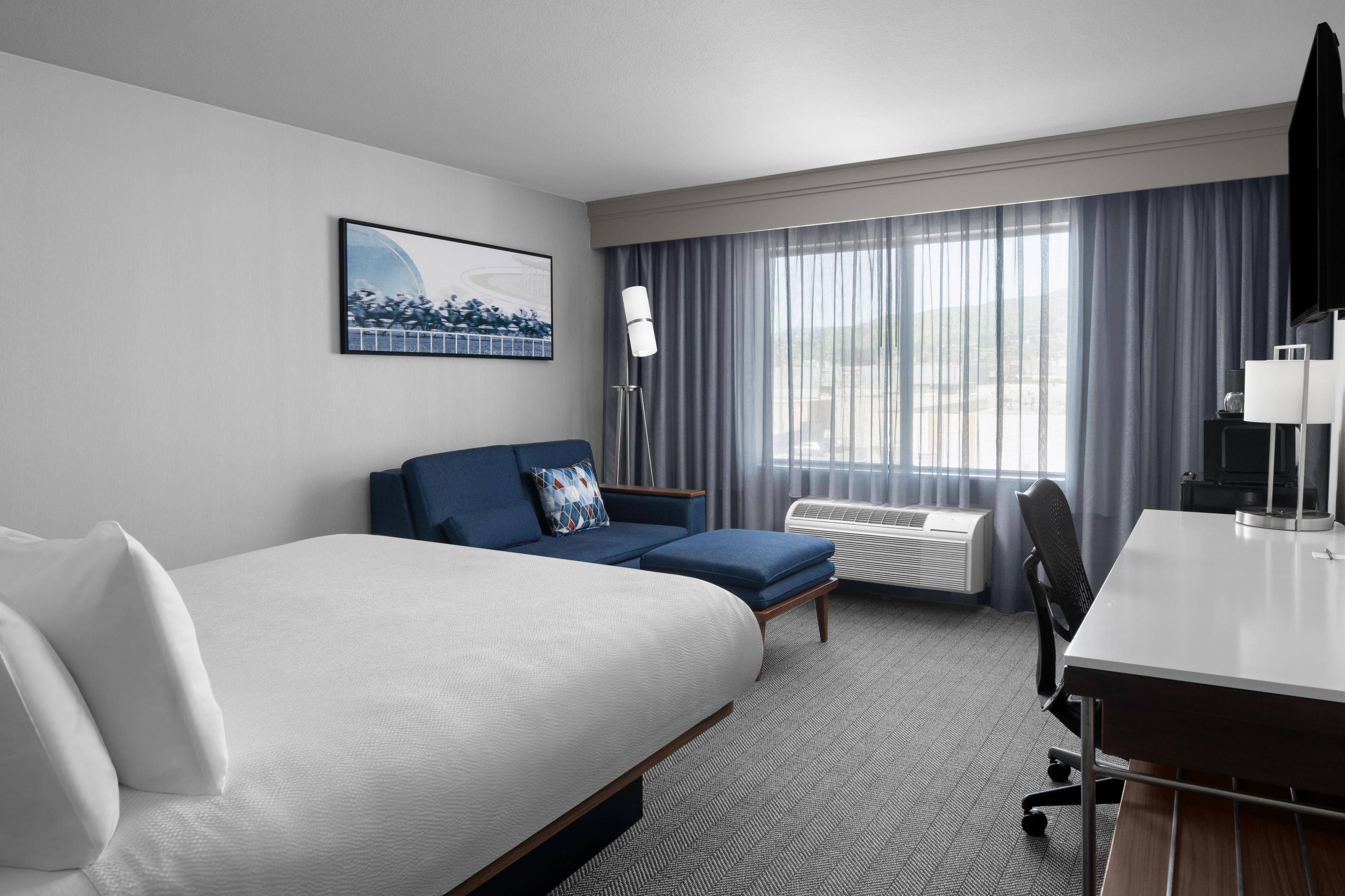 Courtyard by Marriott Los Angeles Burbank Airport