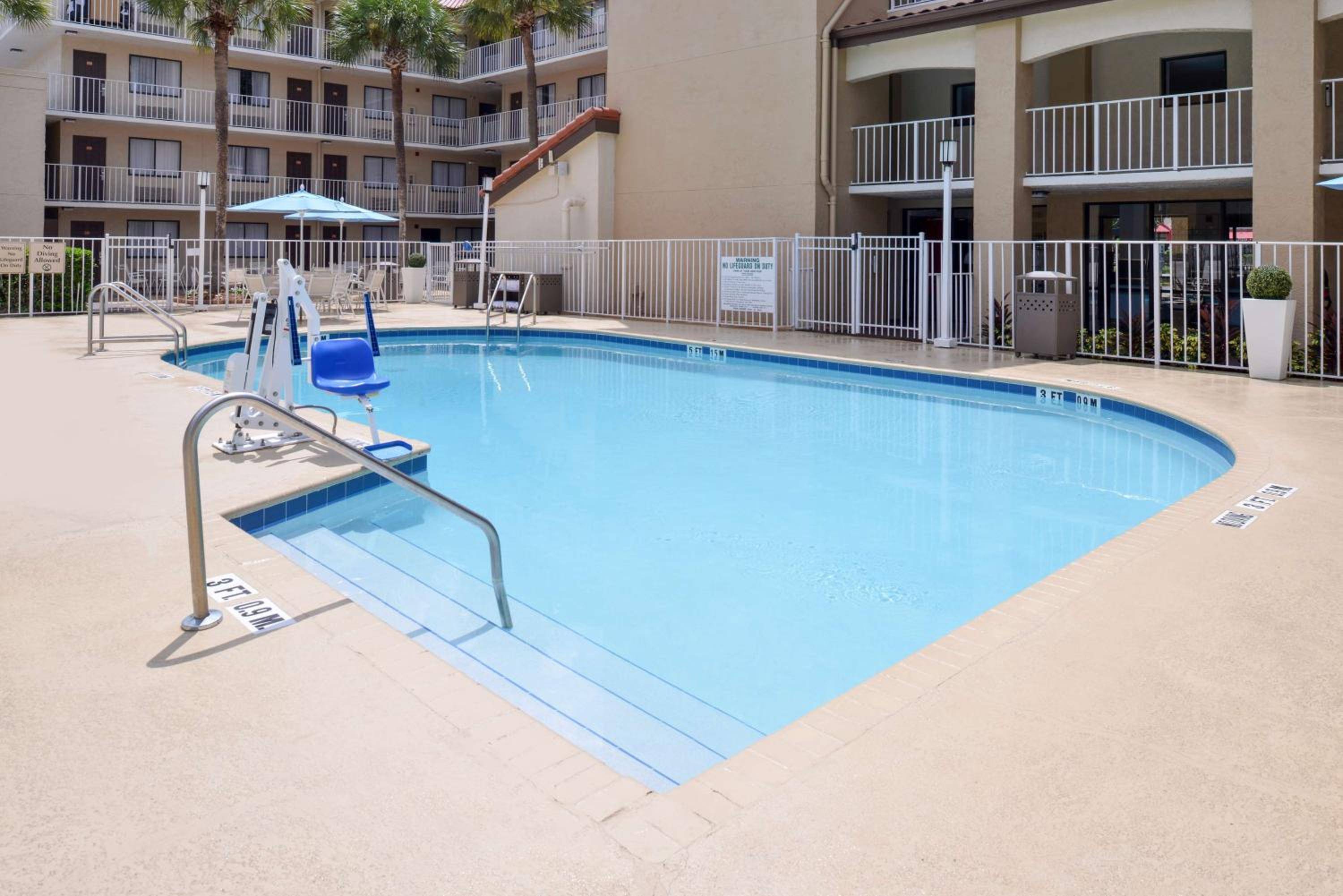 Mai Hana Hotel