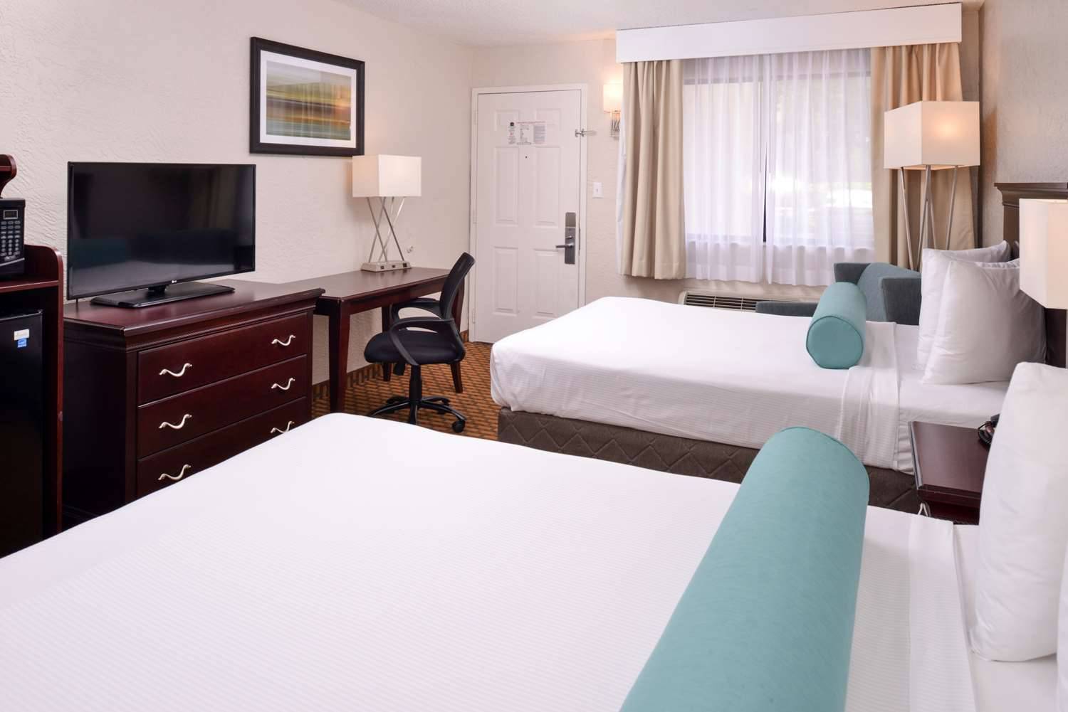 Mai Hana Hotel