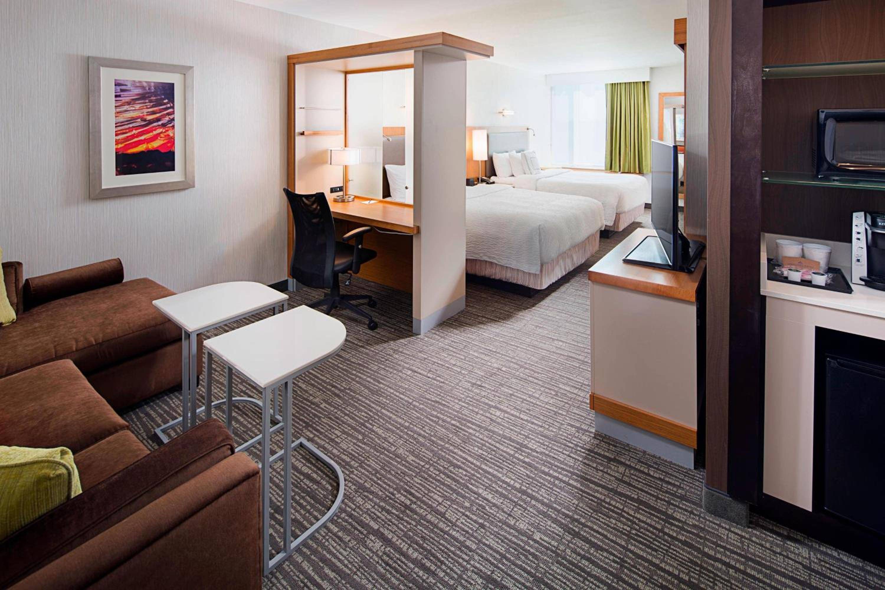 SpringHill Suites by Marriott Carle Place Garden City