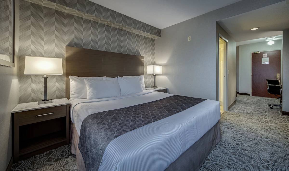 Monte Carlo Inns Toronto Markham