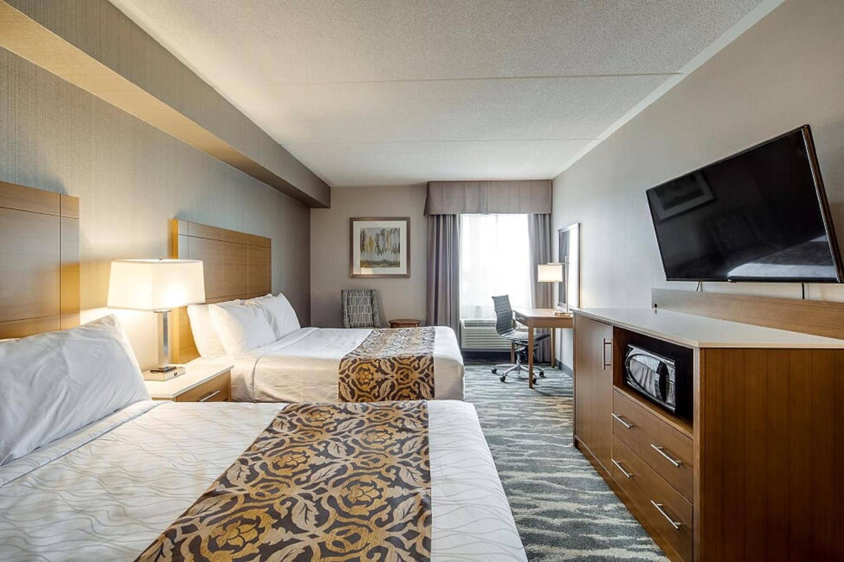 Monte Carlo Inns Brampton Suites