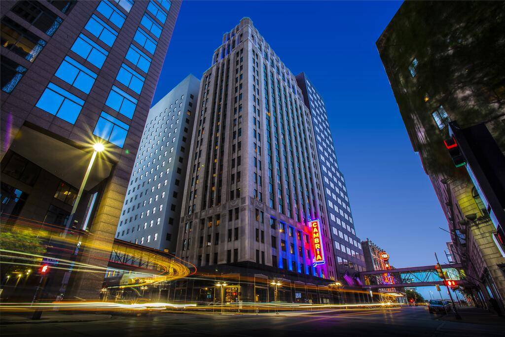 Renaissance Saint Elm Dallas Downtown Hotel